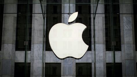 Apple bir yılda 1 trilyon dolar piyasa değeri kaybetti